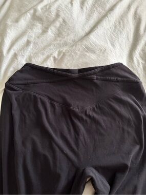 BuffBunny Criss Cross Leggings